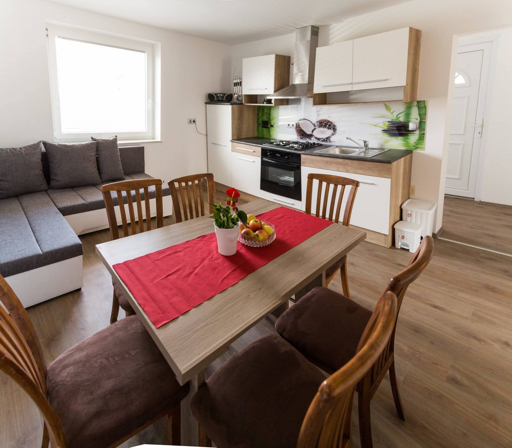 Apartma Family - Image 6