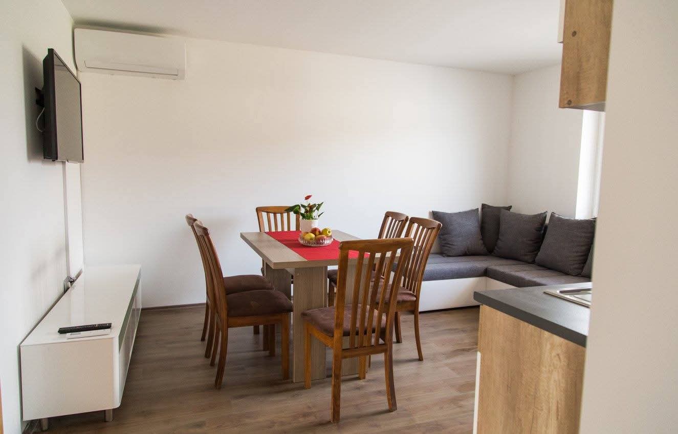 Apartma Family - Image 5