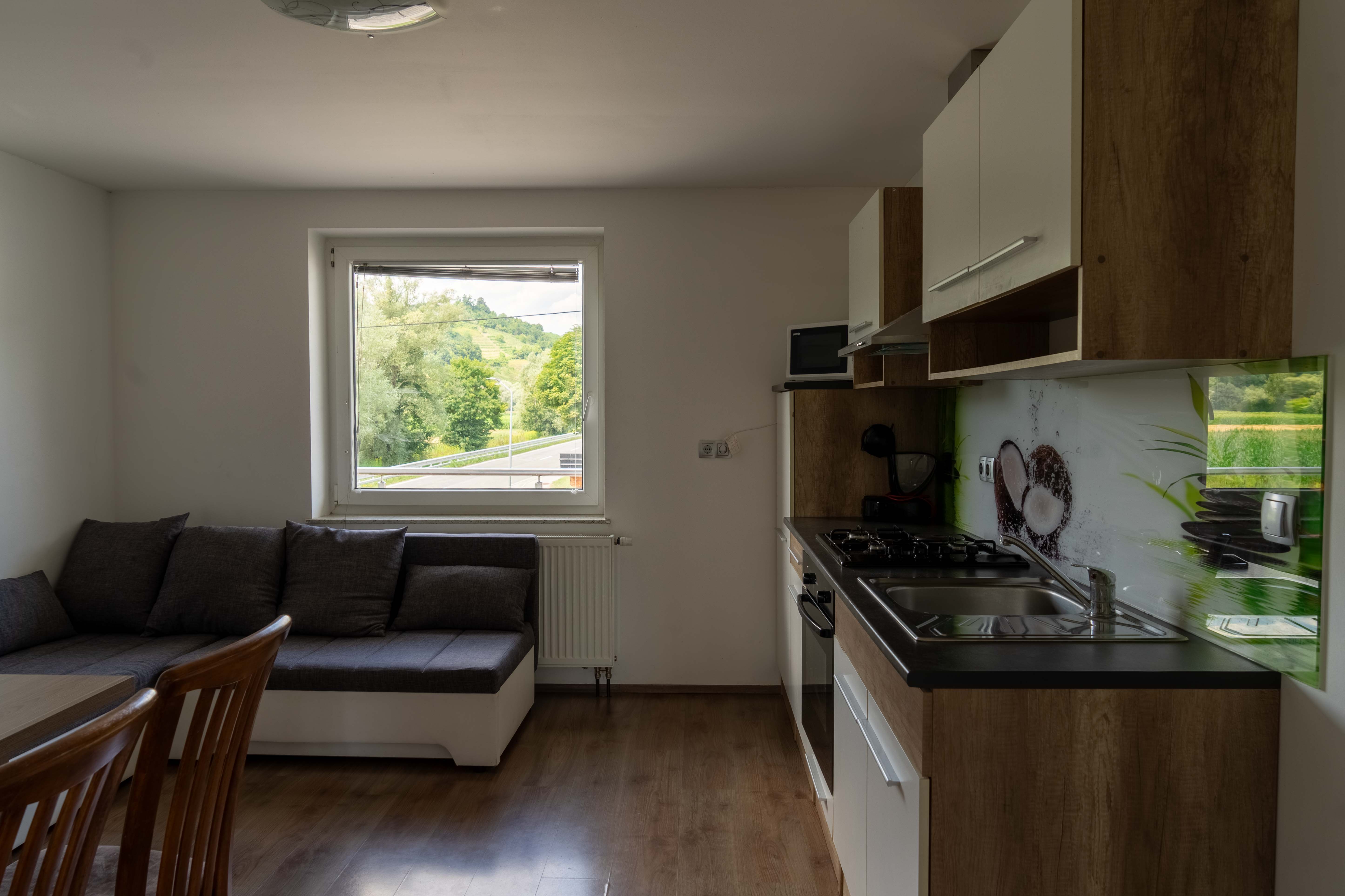 Apartma Family - Image 8